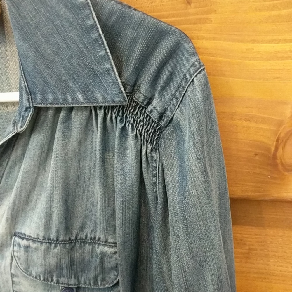 Chambray pullover - Picture 2 of 2